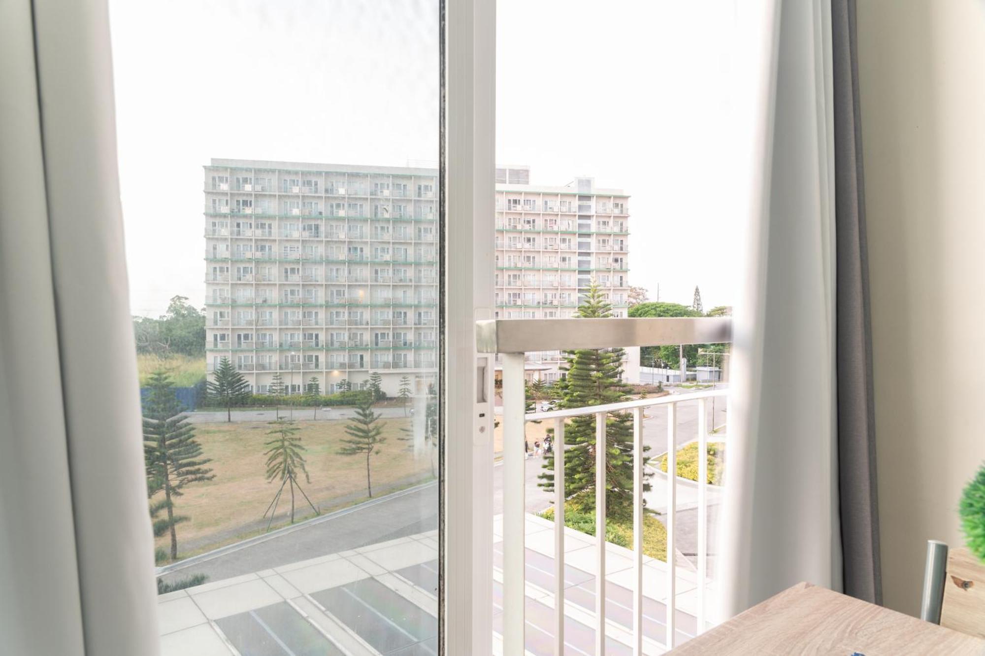 Wind Residence 4 Tagaytay City Exteriör bild